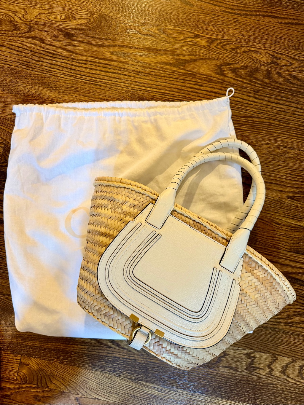 Chloe Raffia Grain Calfskin Medium Marcie Basket White